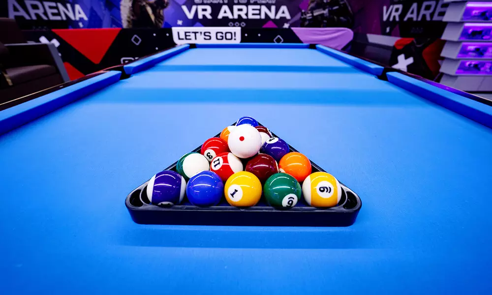 Choice of 1, 2, 3, or 5 Hours of Billiards / PC / PS5 with Food Credit