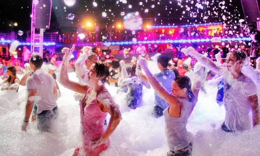 Image 10: Backyard and Glow Foam Parties