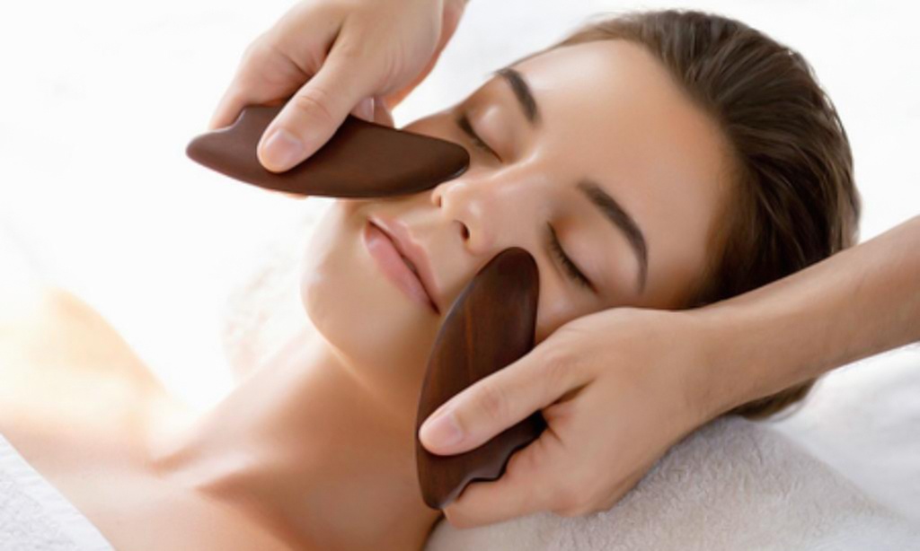 Get One or Two 60-Min TCM Meridians for Dark Circles!