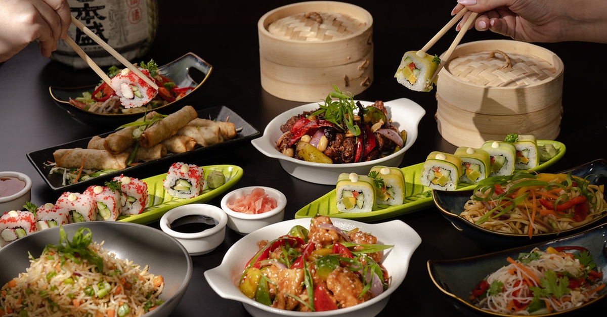 5* Dinner Buffet With Bottomless Juices & Soft Beverages For 1, 2 Or 4 5* Dinner Buffet With Bottomless Juices & Soft Beverages For 1, 2 Or 4