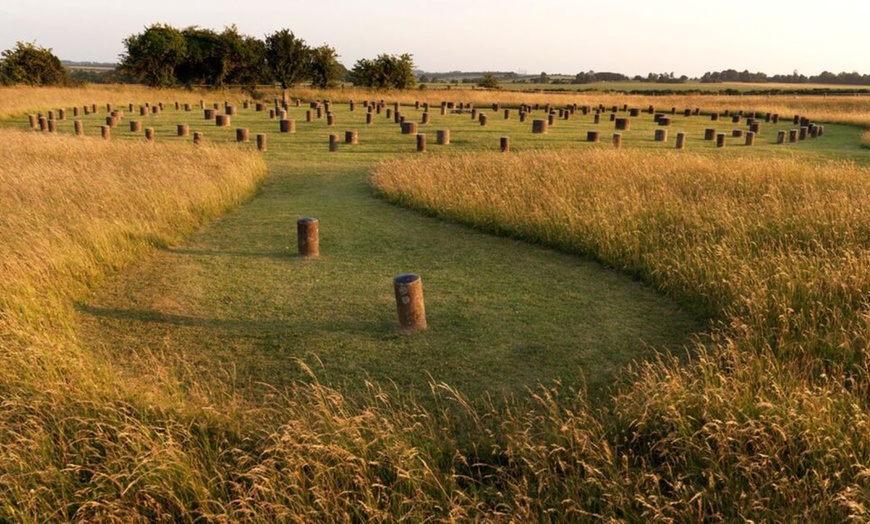 Image 10: Wiltshire Shepherd Hut: 2 Nights with Late Checkout