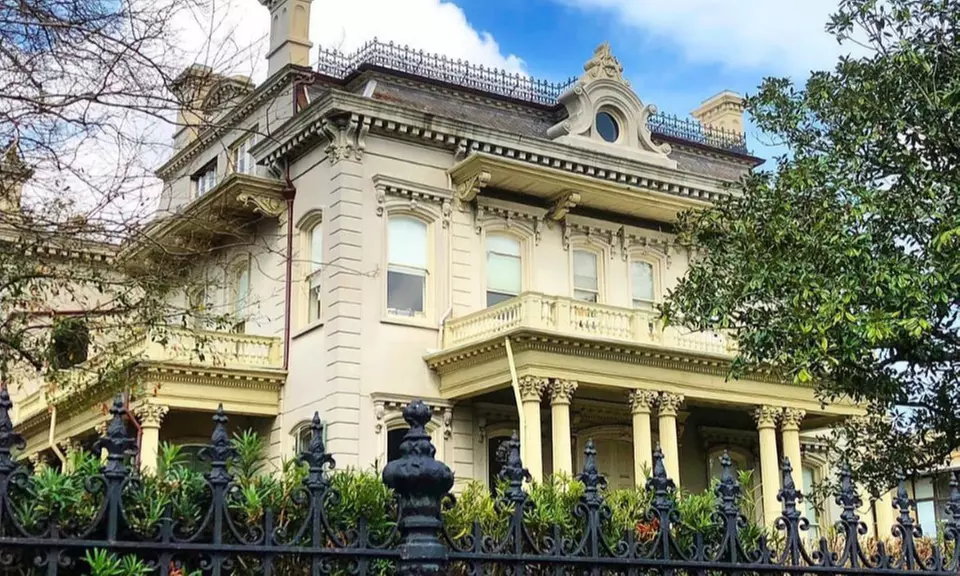 Discover the Architectural Gems of New Orleans on a Guided Tour