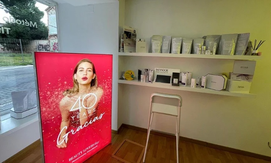 Image 5: 1 o 2 sesiones de 60 minutos de radiofrecuencia facial Indiba para 1