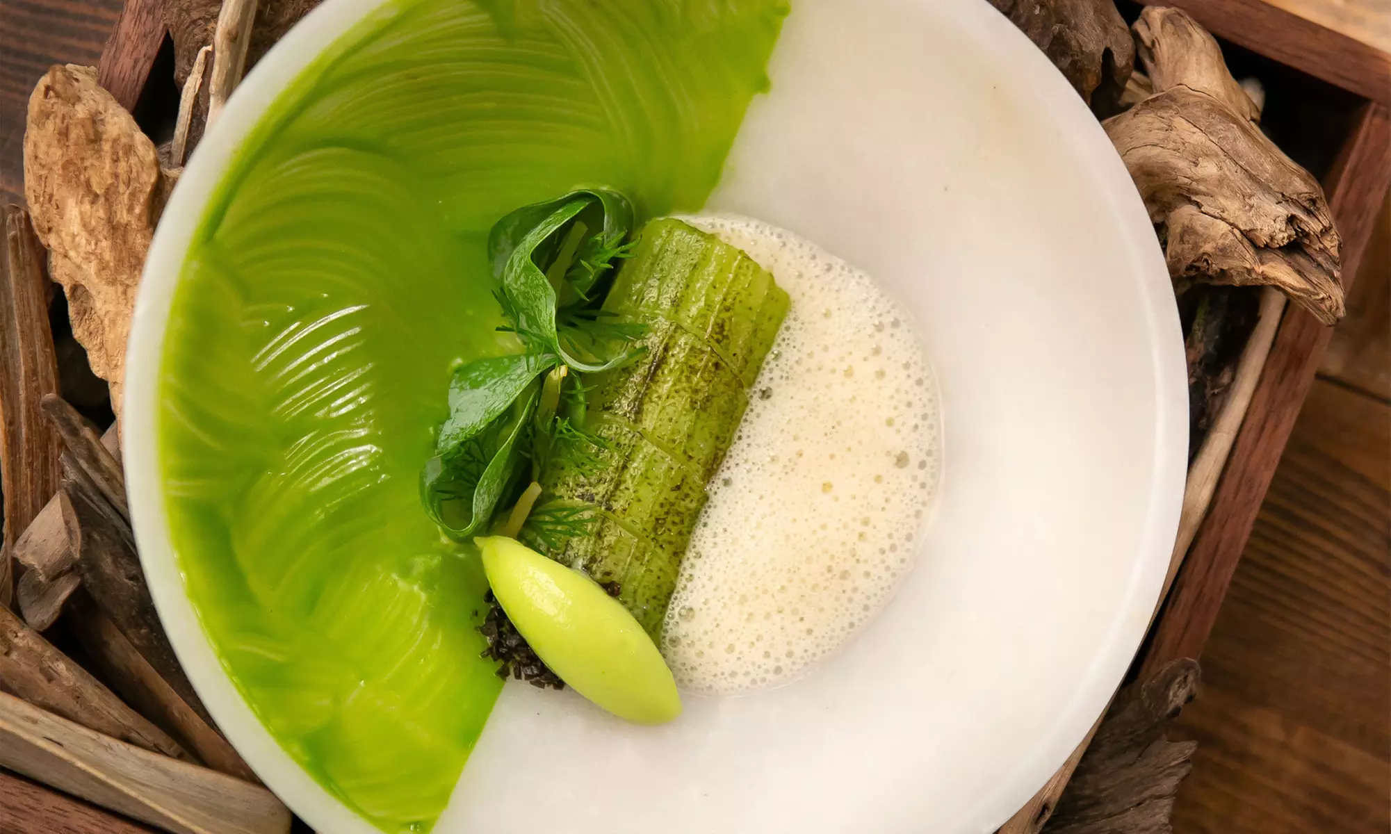 Entdecke den kulinarischen Himmel: 6-Gänge-Menü im Michelin-Restaurant