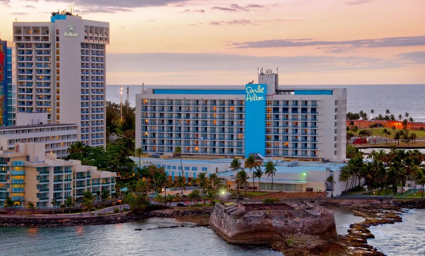 Image 5: ✈ 4-Day Puerto Rico Vacation at Caribe Hilton w/ Air & F&B Credit