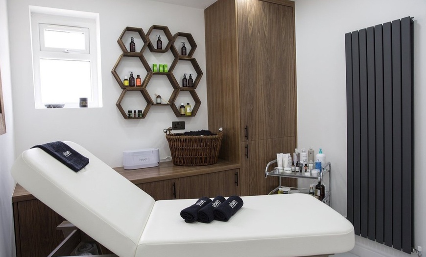 Image 4: Experience Relaxation with a 30-Min or 60-Min Thai Massage Sessions