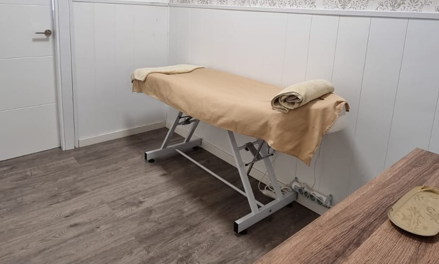 Image 3: Masaje relajante de 30, 45 o 60 minutos 