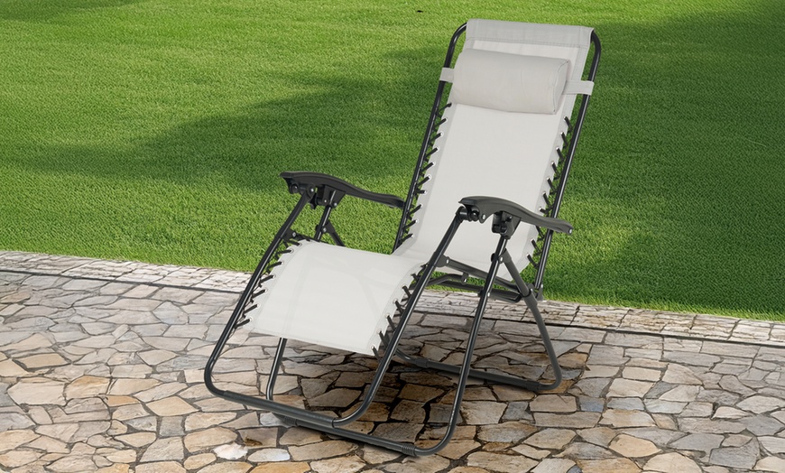 Image 16: Tumbona de exterior ligera y plegable