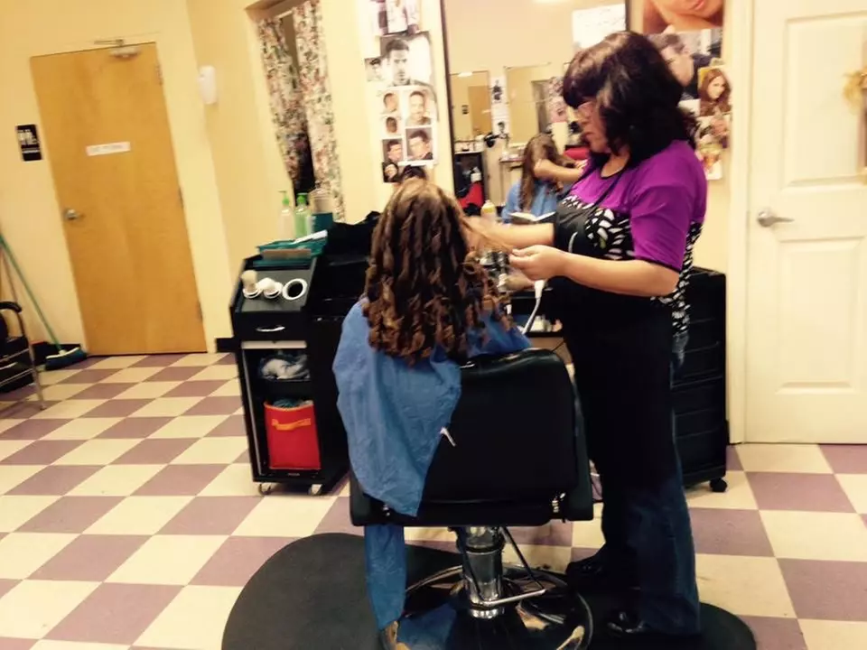 Up to 50% Off on Salon - Hair Color / Highlights at Bolly 2 Holly Hair Salon - Second Medium