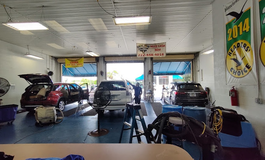 Image 4: Complete Car Care : Exterior Wash, Car Wash, Ceramic Sealant & More