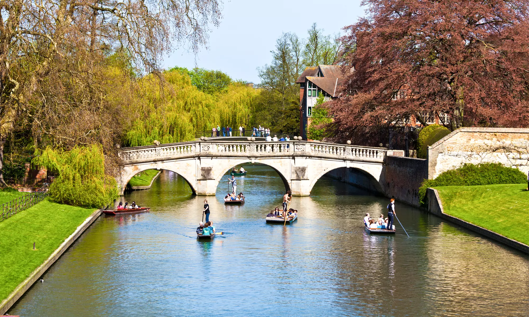 Windsor Castle, Oxford and Stonehenge Tour Tickets