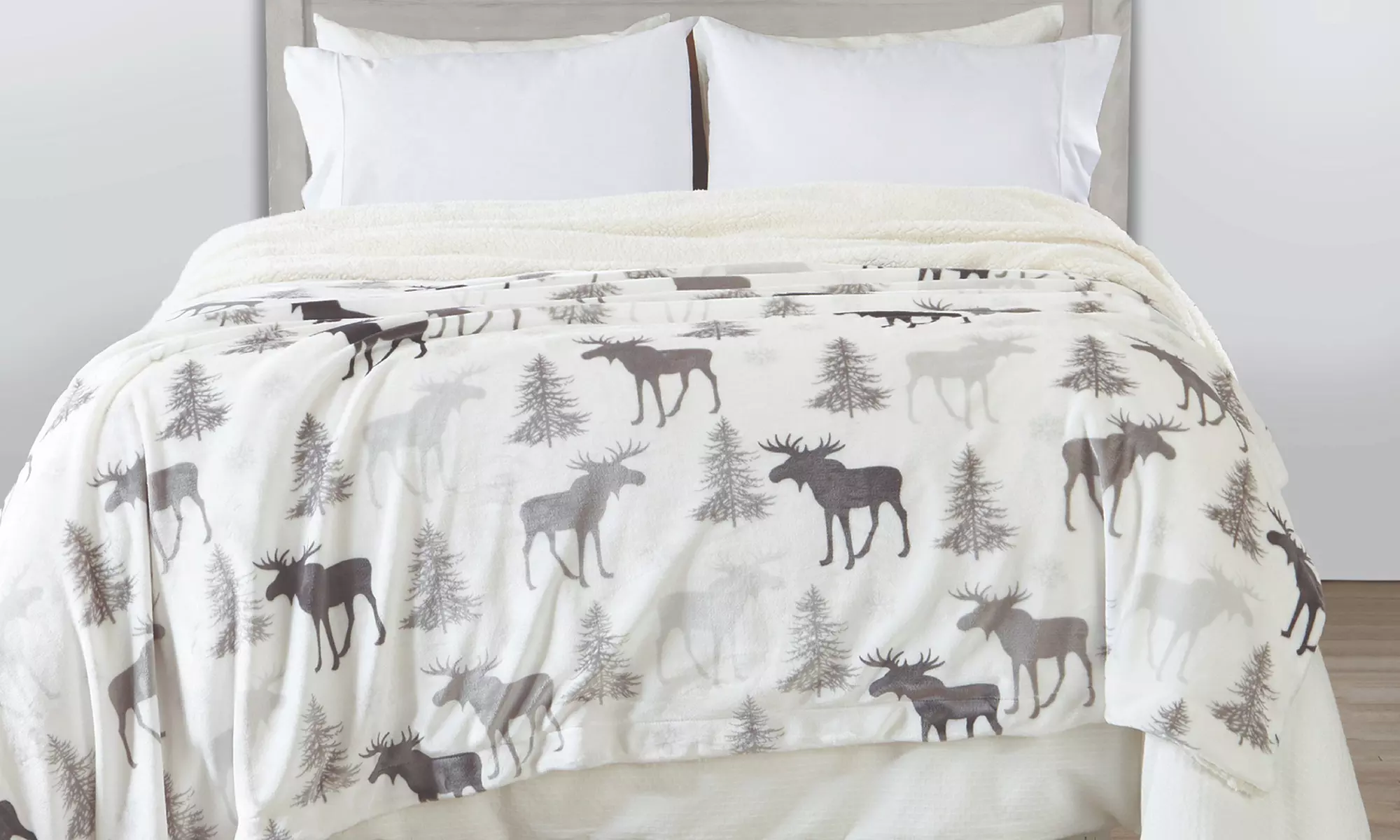Cozy Plush Velvet & Sherpa Reversible Throw Blanket