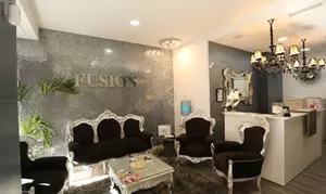 Limpieza facial para hombre con aparatología Mask Unicskin y Hialurox Antiagin en opción en Clínicas Láser Fusión Cádiz