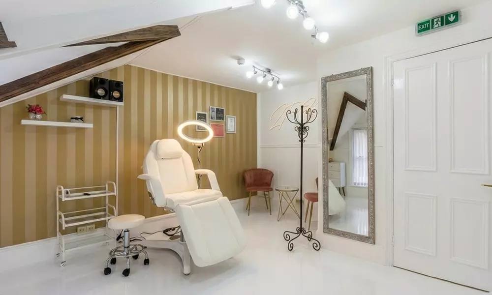 Advanced Polynucleotides Eye Treatment or Profhilo® Skin Booster