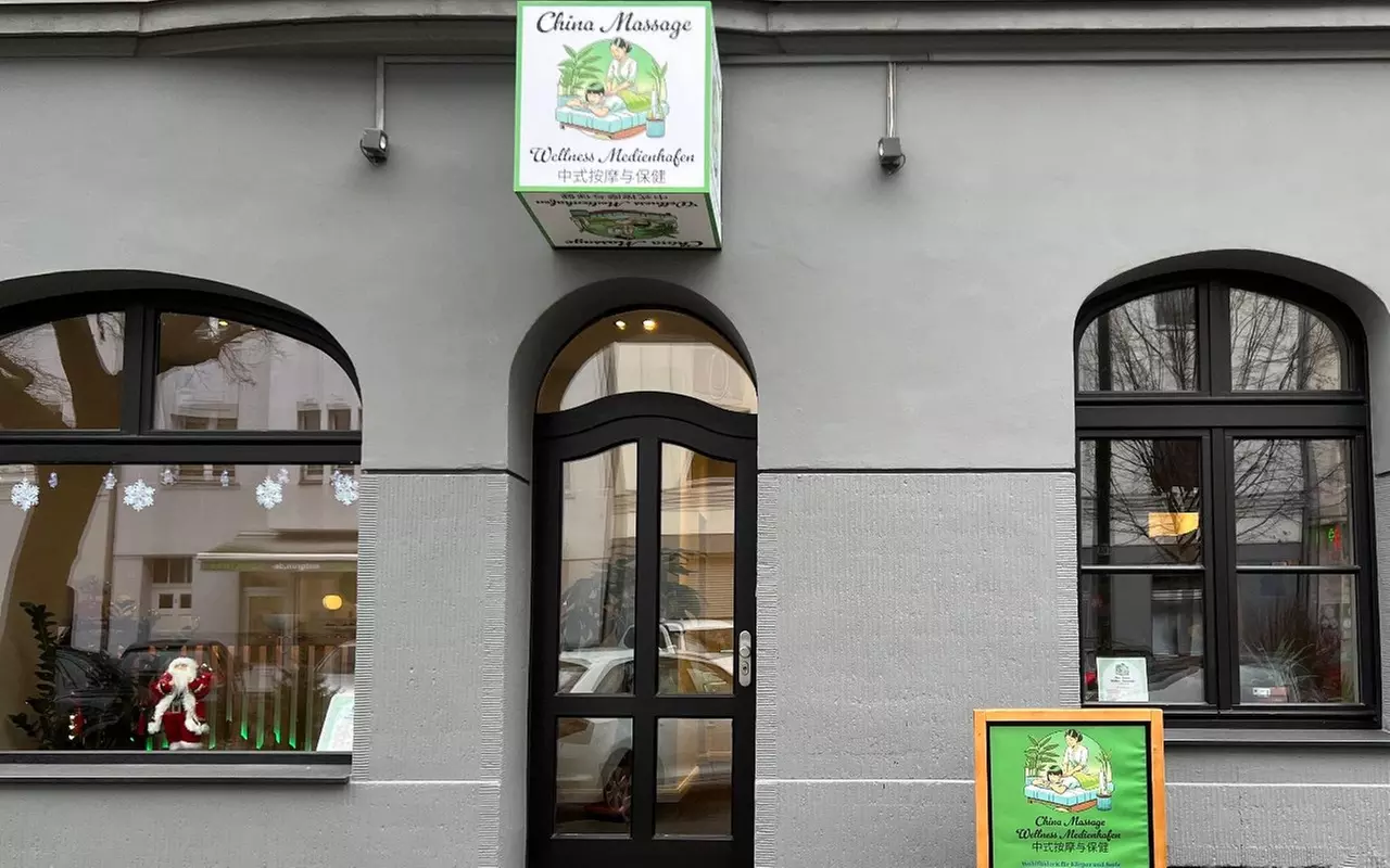 45 Min. Wellness- oder Traditionelle Chinesische Ganzkörpermassage