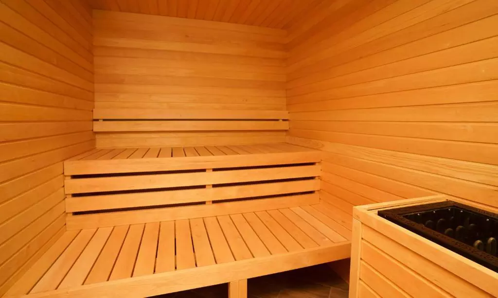 4* Lancashire: Stay for up to 4 with Spa access