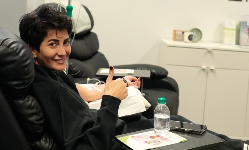 Image 1: Slim Down, Stamina, VIP Sauna Package, 1 Vitamin Shot and More