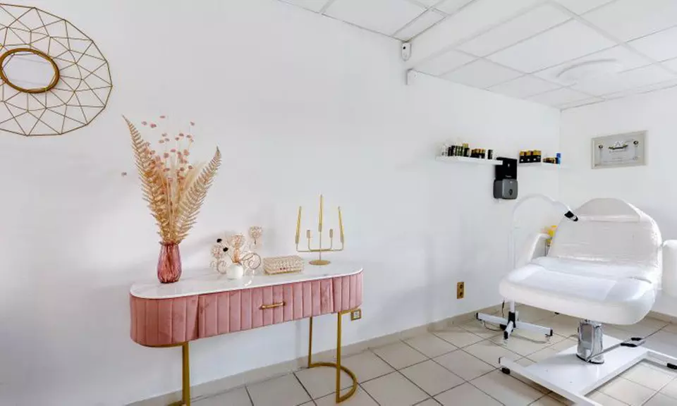 Beauté du regard ou des lèvres avec microblading, candy lips ou autres