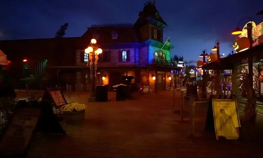 Image 10: Haunted House Speed Pass at Bayville Scream Park
