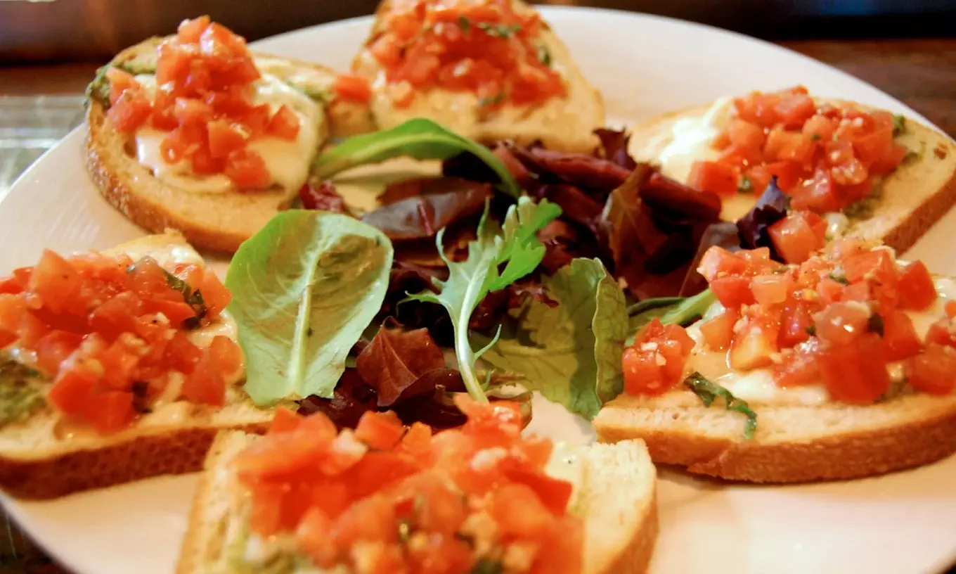 Italian Dinner for Two or Four with Wine or $100 Dining Credit