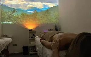 Ritual de masaje de 60 o 90 min. relajante o a elegir con té y chocolate para 1 persona; ahorra hasta un 59%