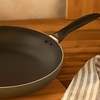 Image 21: Set di padelle e wok in alluminio