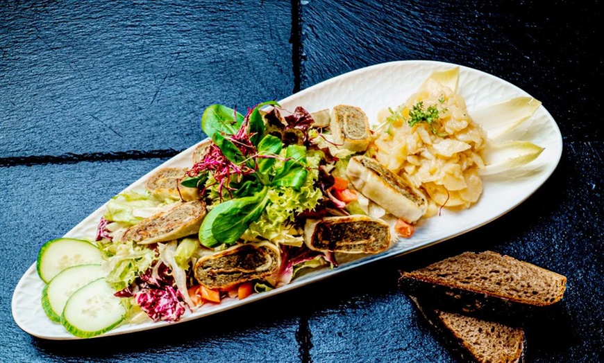 Image 1: Schwäbisches 3-Gänge-Menü für 1 oder 2 Personen