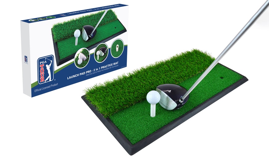 Image 2: PGA Tour Golf Set