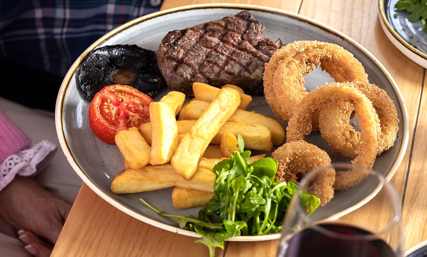 Image 9: Queens Head Frodsham Delicious Dining Experiences for Two