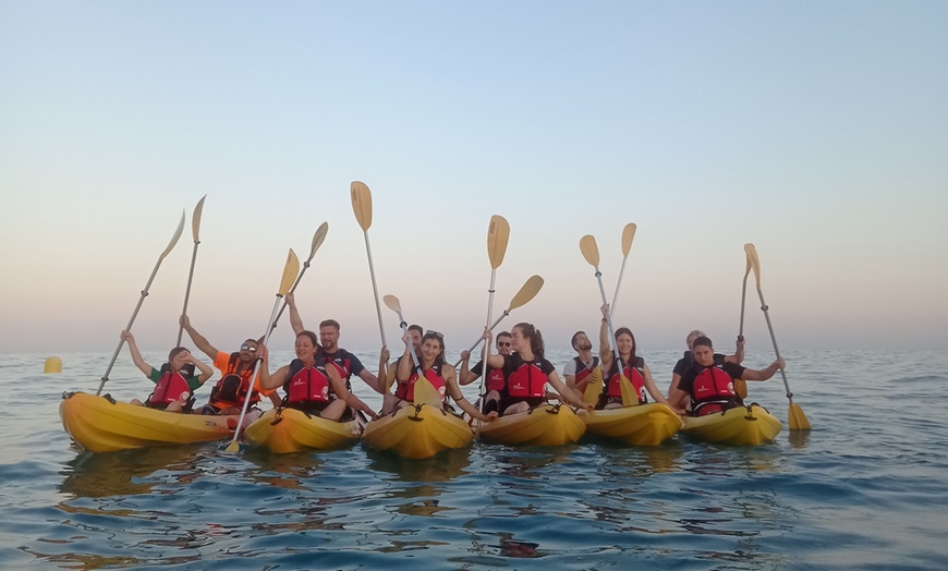 Image 8: Ruta en kayak y esnórquel la Villajoyosa para hasta 8 personas