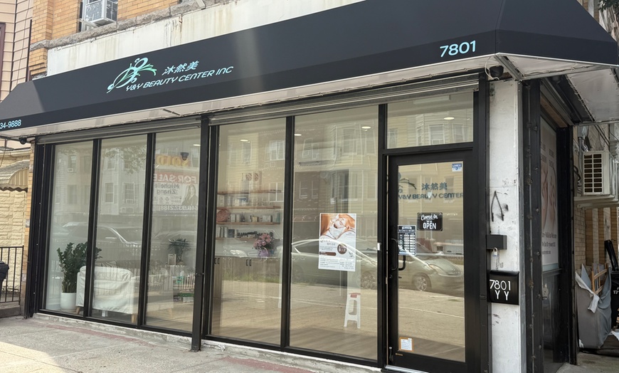 Image 5: 30 or 60-Min Deep Tissue Massage with Optional Deep Cleansing Facial