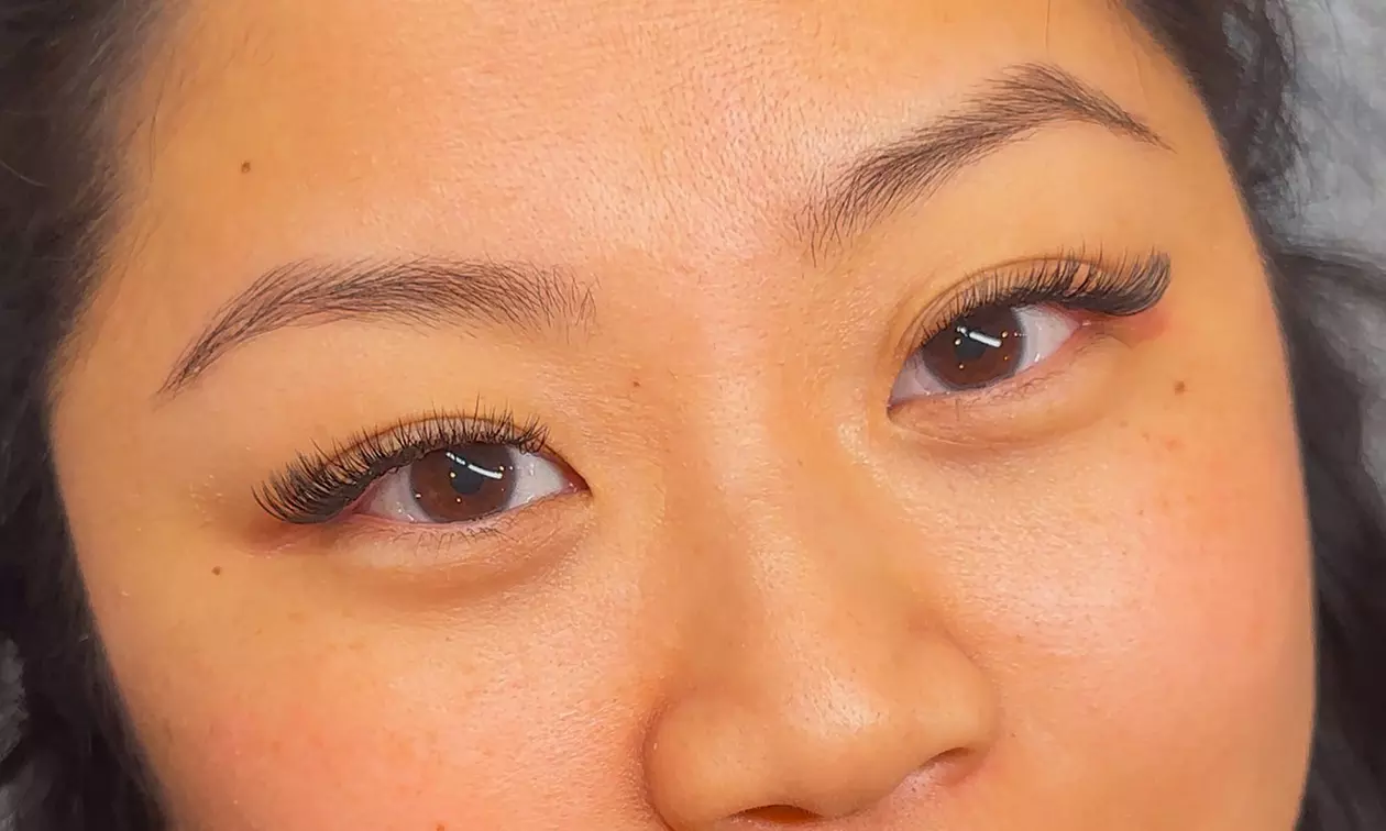 Premium Mink, Cashmere Individual or Luxe Hybrid Set Lash Extensions