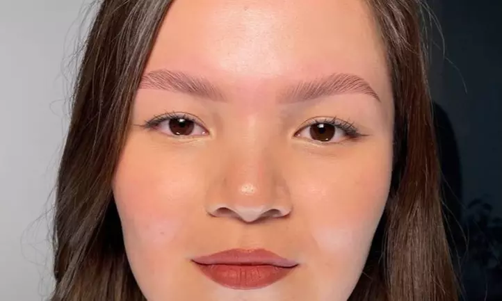 Transform Your Look: Eyelash Lift with Tinting or Eyebrow Lamination