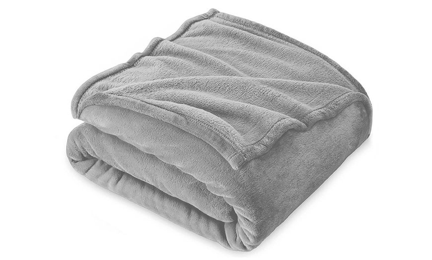 Image 5: Manta de forro polar tamaño matrimonial