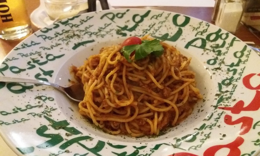 Image 3: Exquisites 2- oder 3-Gänge-Menü mit Pizza oder Pasta für 2-4 Personen