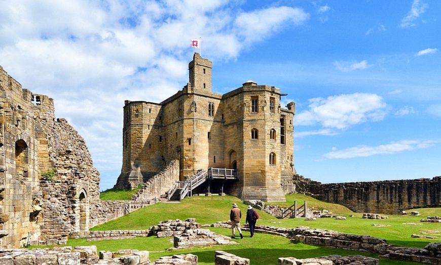 Image 4: English Heritage: Explore 400+ Historic Sites with Membership for Adults and Seniors
