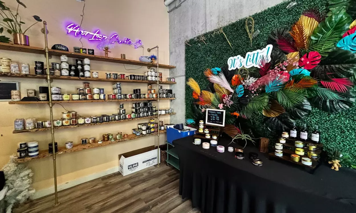 Sip N' Pour Candle or Customized Candle Pouring Experience for Up to 4