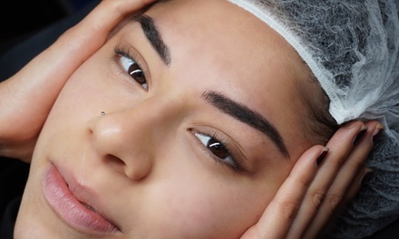 Sesión de microblading de cejas pelo a pelo - Mariño Estética Integral