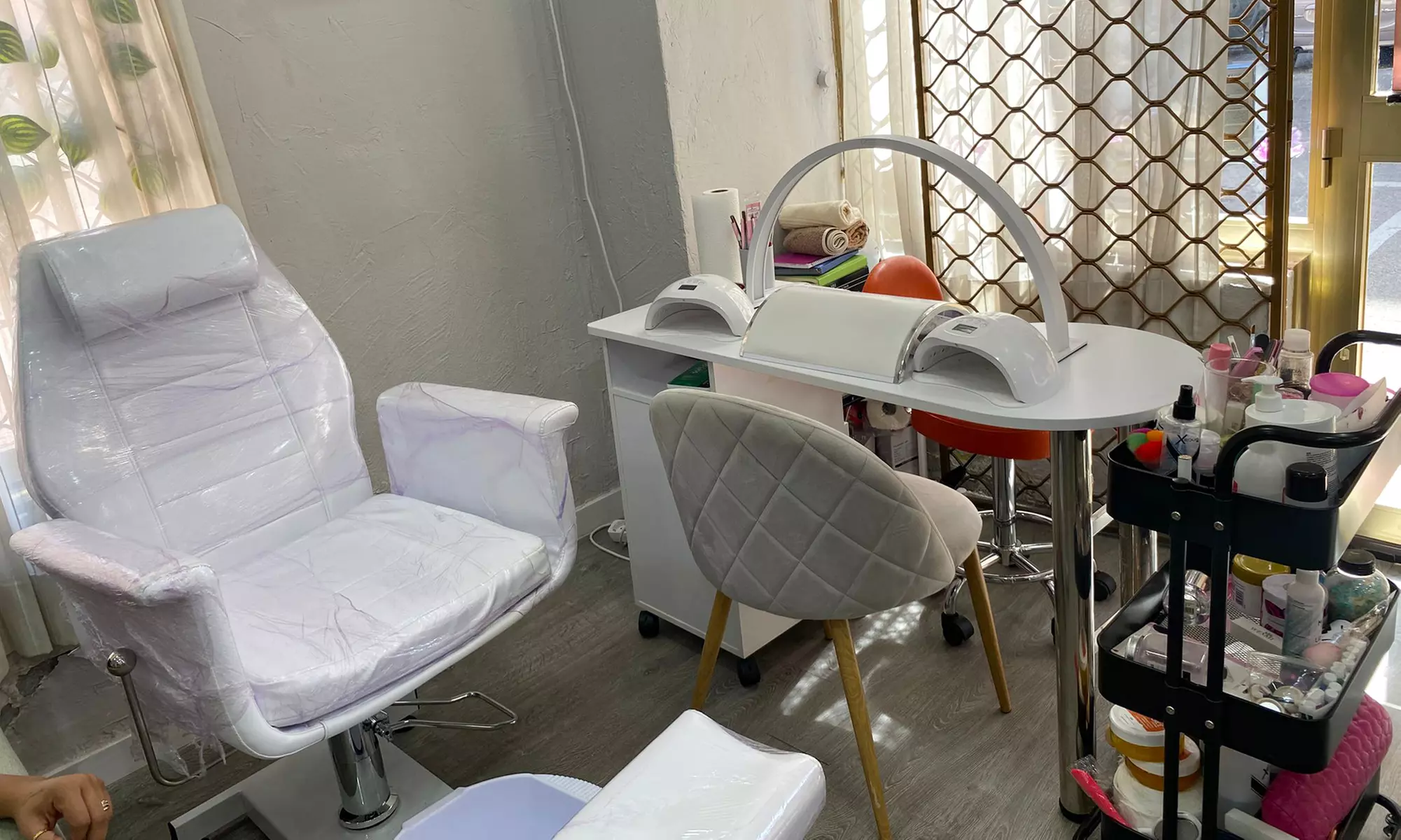 Alisado brasileño en melena corta, media o larga con queratina