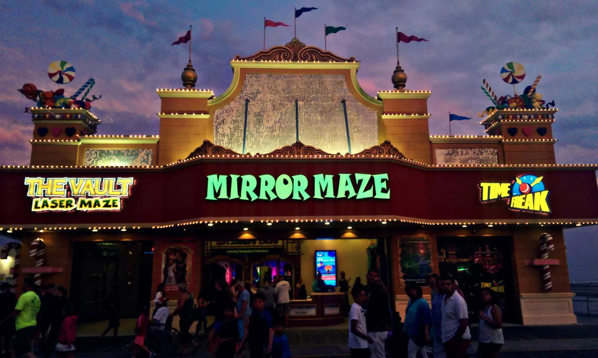 General Admission for 1, 2 or 4 People to Ripley's Adventure Maze 