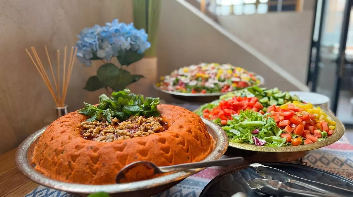 Orientalisches All-You-Can-Eat-Buffet für 1 bis 6 Personen