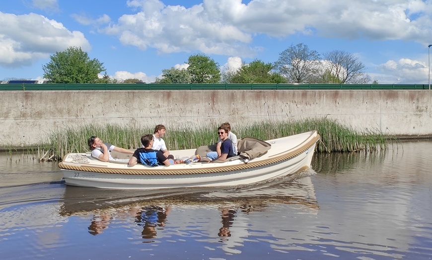 Image 16: Waar water is, is een weg: vaar jouw eigen route over het water