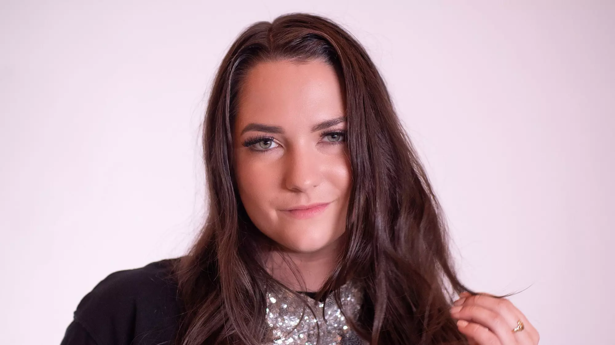 Haley Mae Campbell on November 15 at 8 p.m. - Primary Image