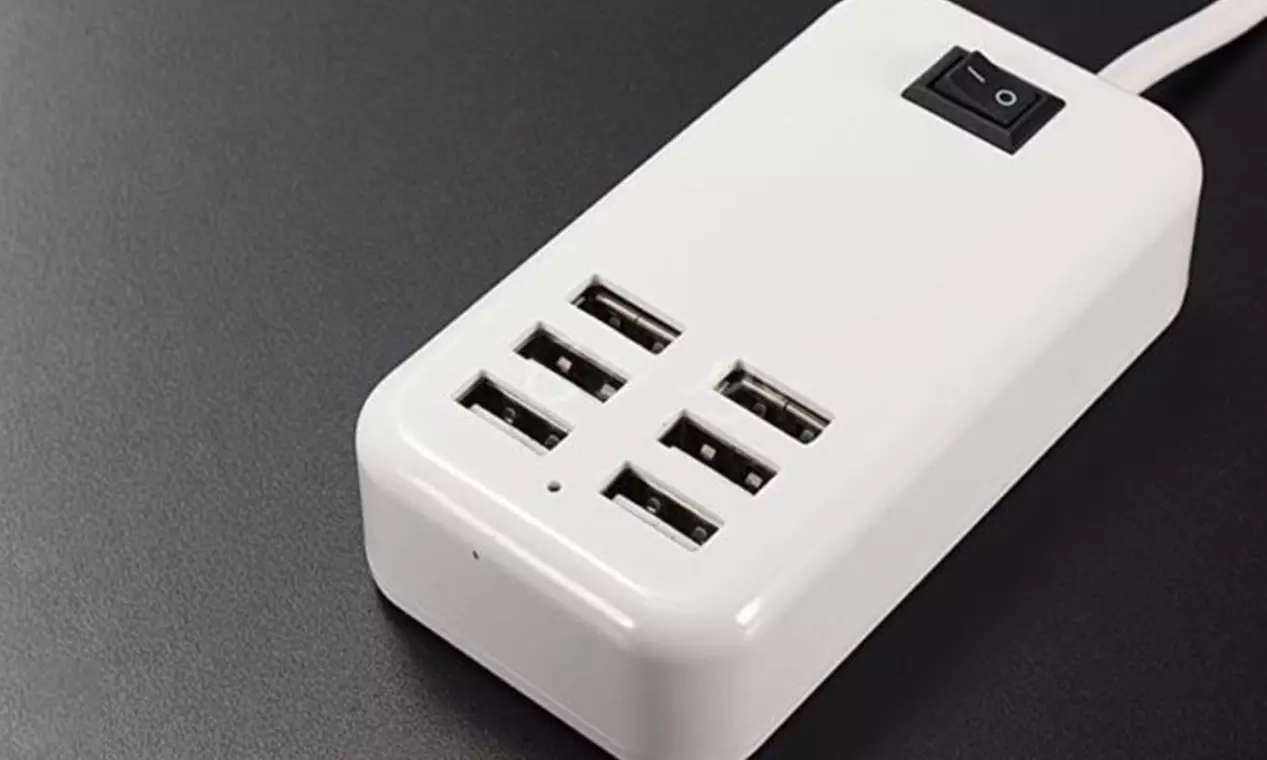 6-Port USB Charging Station