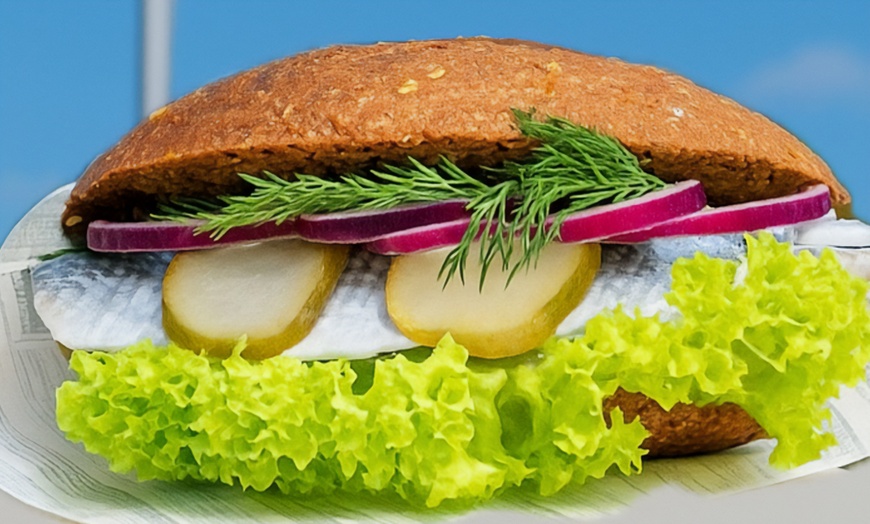 Image 2: 1 oder 2x Fischbrötchen nach Wahl inkl. selbstgemachtem Hausschnaps