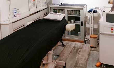 Gezicht: 1x carbon laser peeling behandeling - Back2Blank Laserstudio