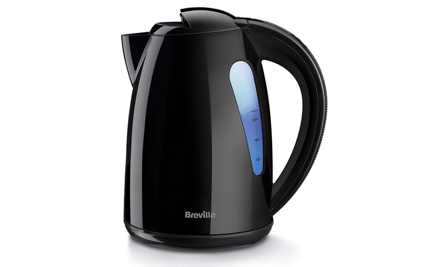 Image 2: Breville Kettle and Toaster Set