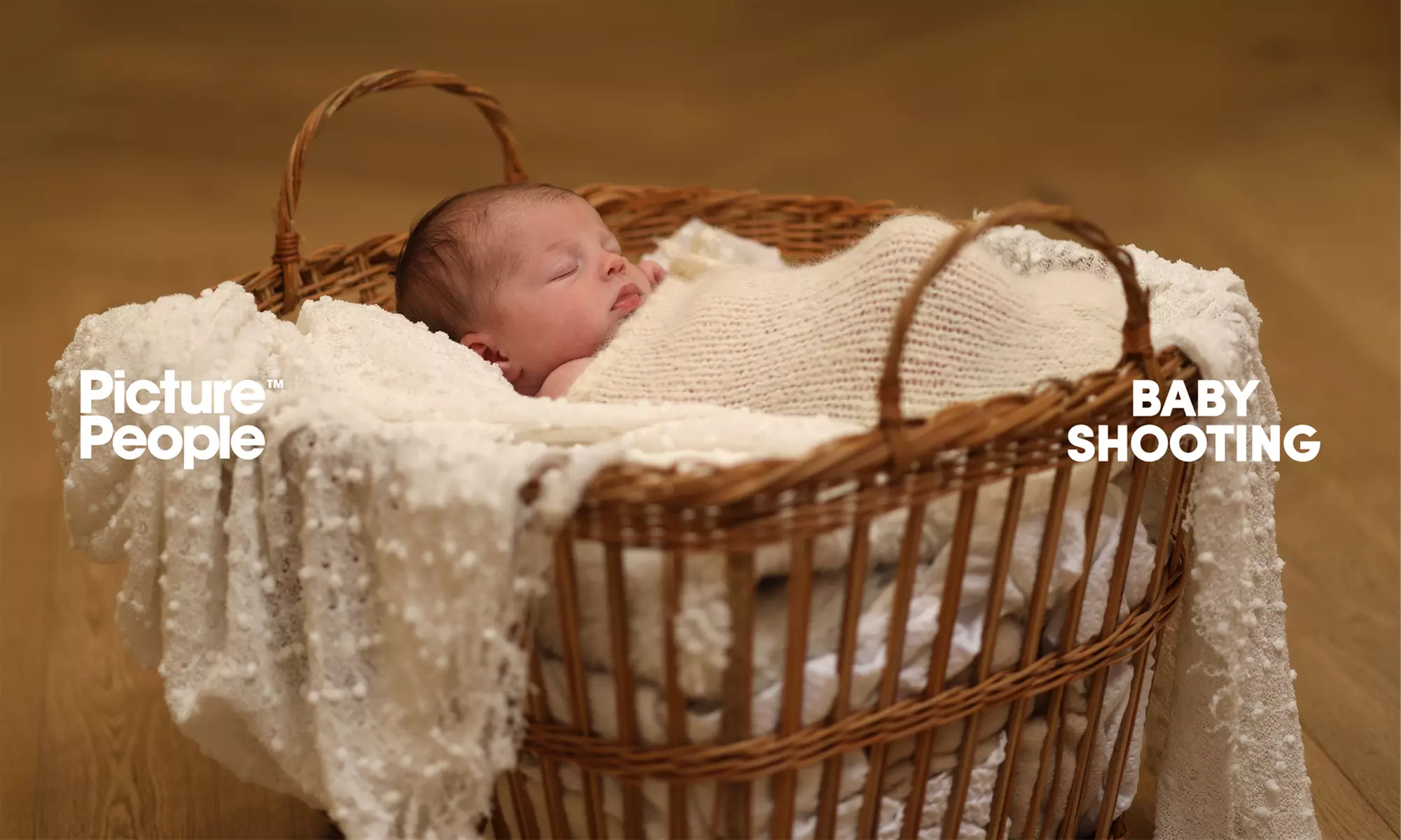 90 Min. Baby Fotoshooting inkl. 2-5 Bildern + Geschenk