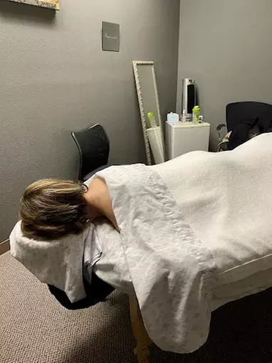 Unwind with One or Three 60-Minute Deep Tissue Massages