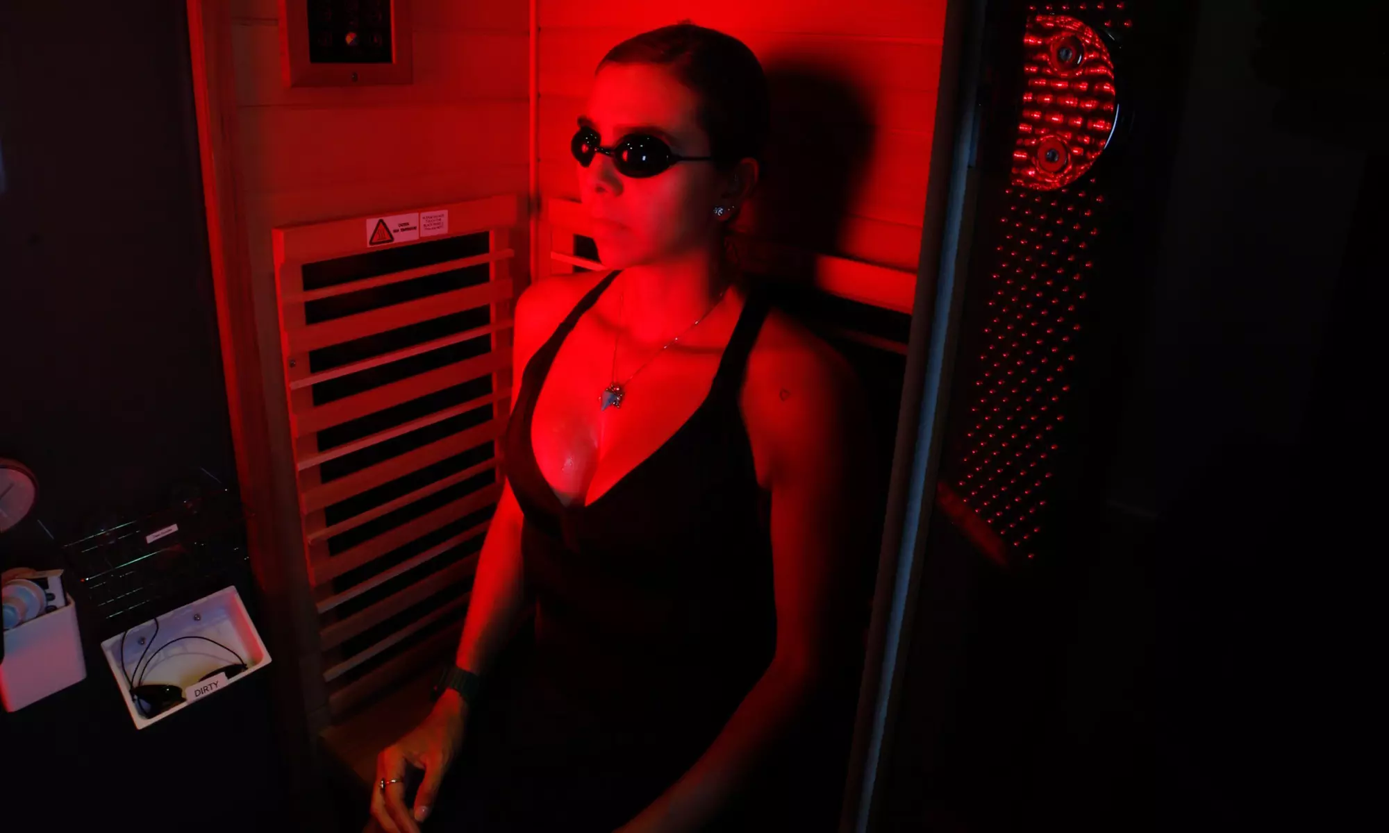 Infrared Dry Sauna + Red light Therapy + Cold Plunge PEMF+24/7 Access